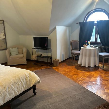 Sophia Rooms 14 Maasmechelen Bagian luar foto